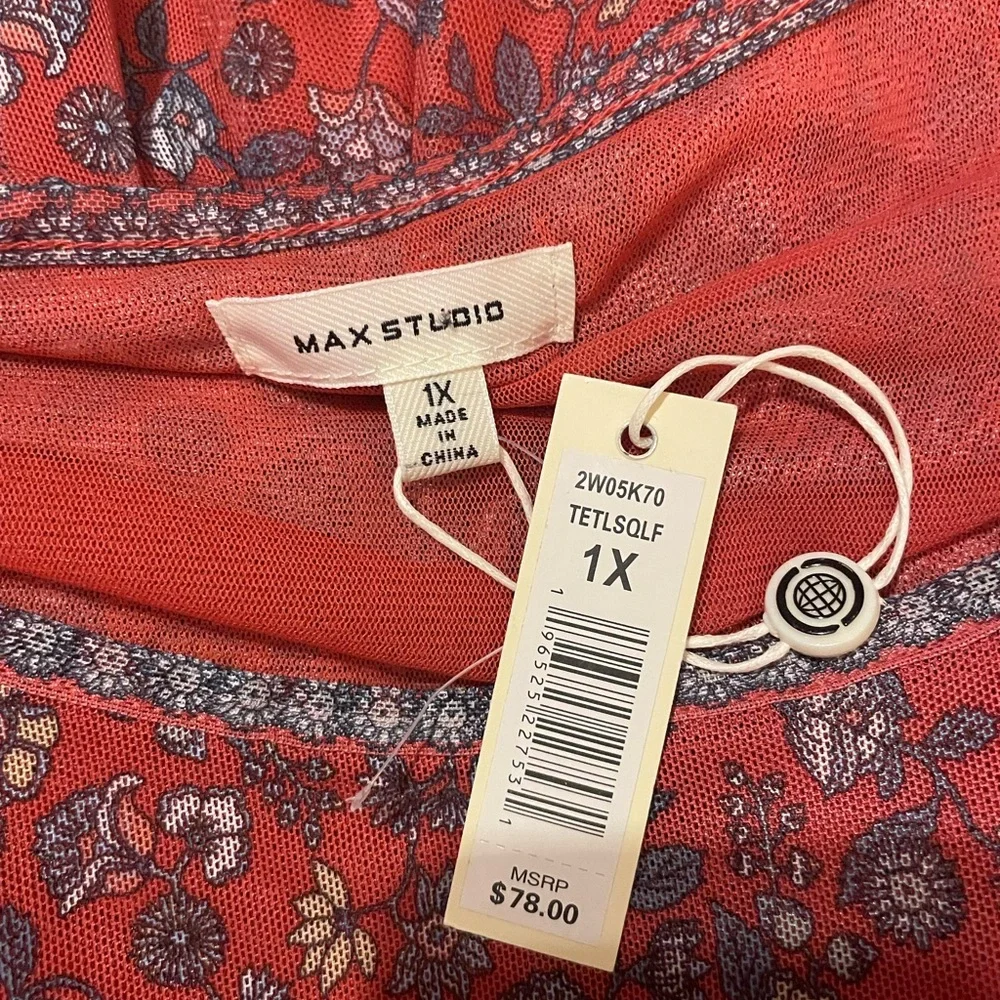 Max Studio Red Floral‎ Blouse - Picture 5 of 6